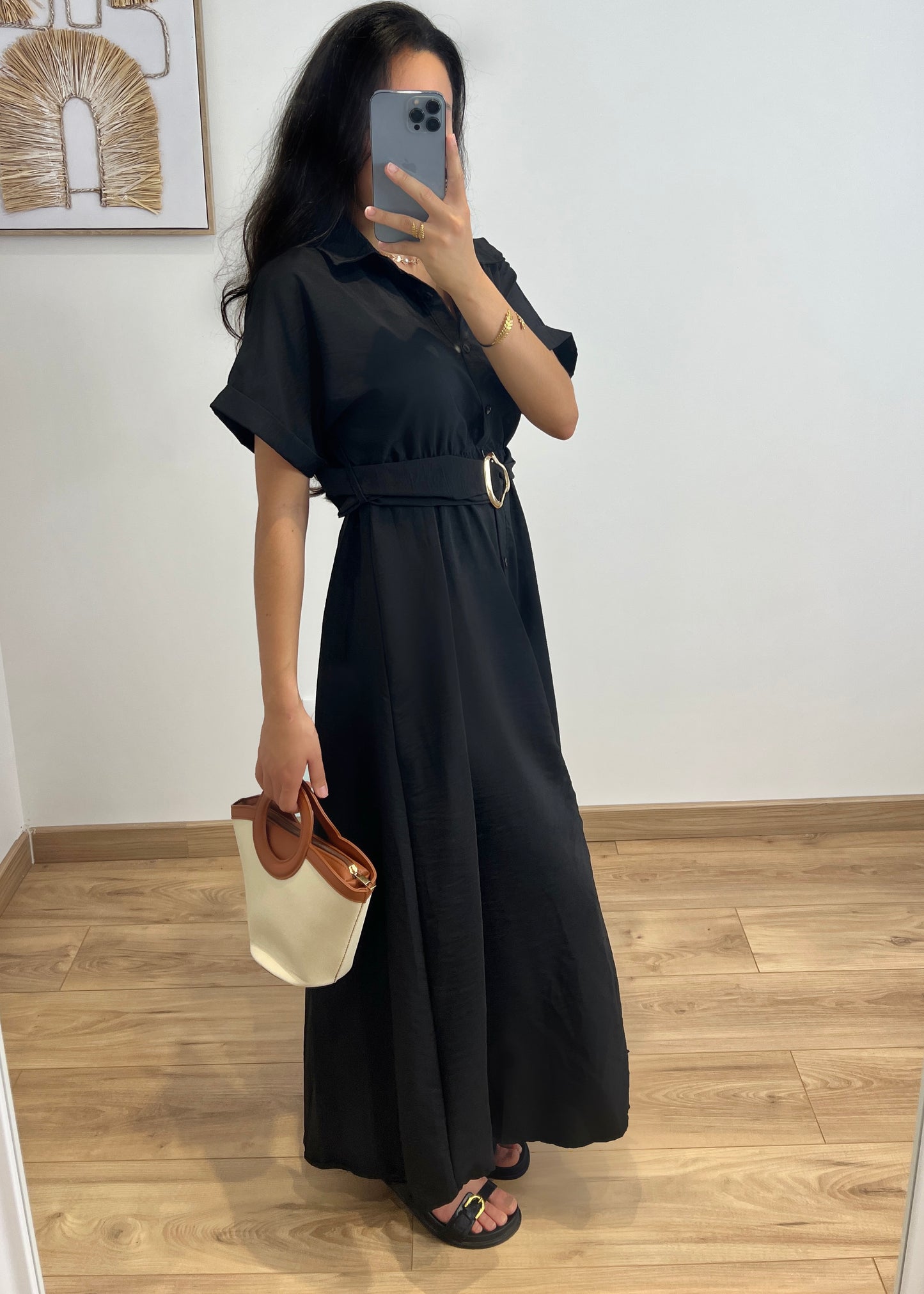 Robe noire RYM