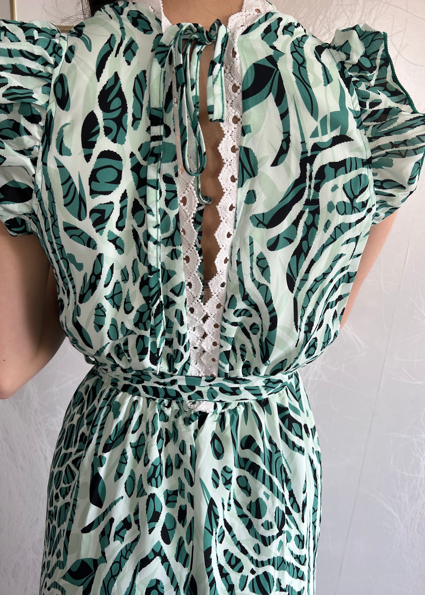 Green VERO dress