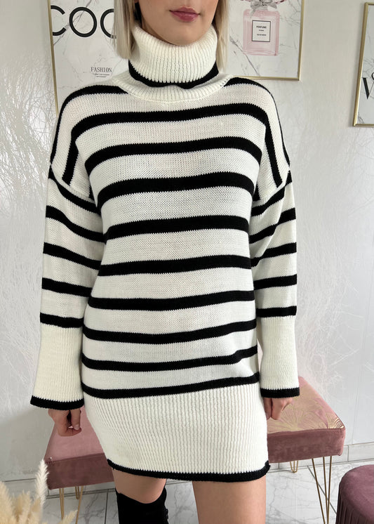 White BAYA sweater/dress