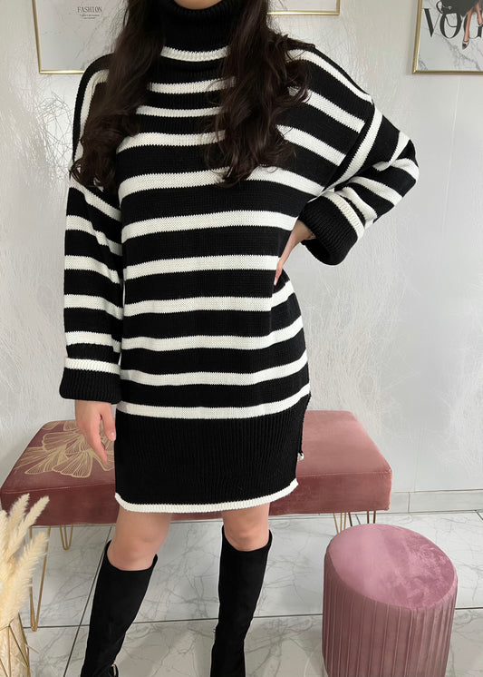 BAYA black sweater/dress