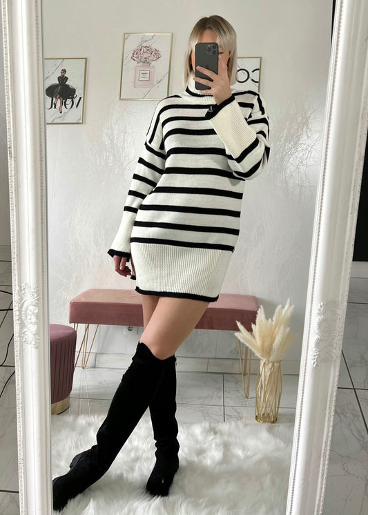 White BAYA sweater/dress