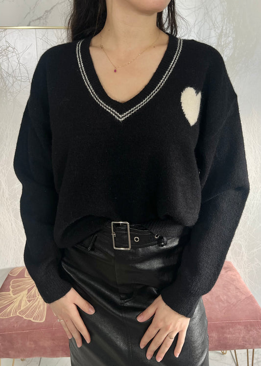 KALLY black heart sweater