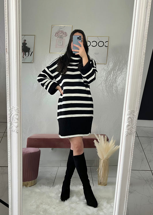 BAYA black sweater/dress